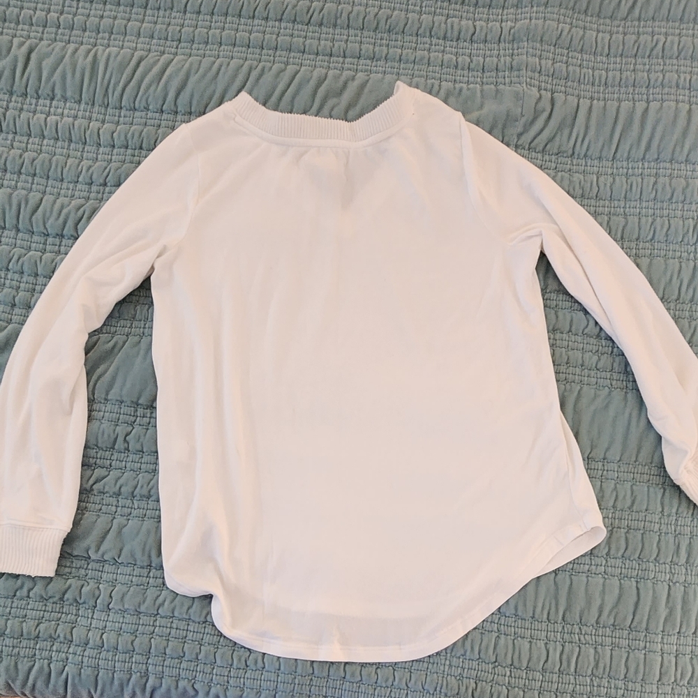 Simply Threads White V-Neck Sweater Size Medium - Picture 2 of 4